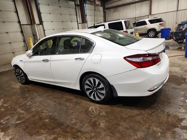 JHMCR6F54HC012993 2017 HONDA ACCORD - Image 2