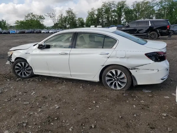 JHMCR6F54HC015828 2017 HONDA ACCORD - Image 2