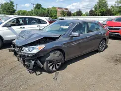 JHMCR6F54HC017935 2017 HONDA ACCORD