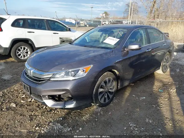 JHMCR6F54HC031477 2017 HONDA ACCORD - Image 2