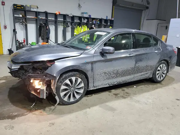 JHMCR6F55HC003445 2017 HONDA ACCORD - Image 1