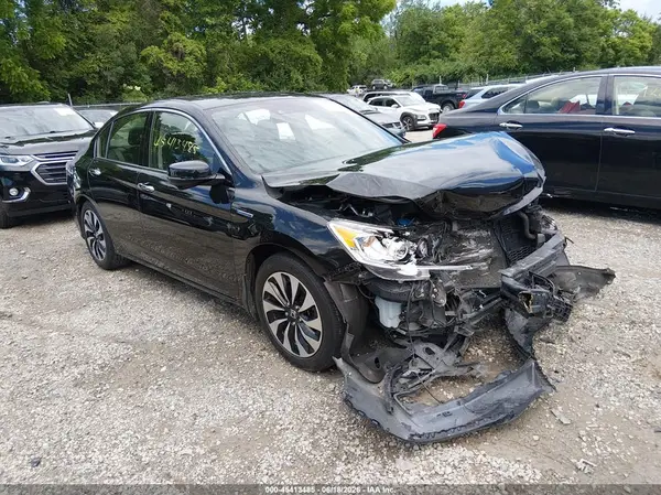 JHMCR6F55HC004580 2017 HONDA ACCORD - Image 1