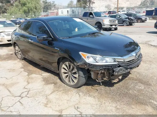 JHMCR6F55HC004773 2017 HONDA ACCORD - Image 1