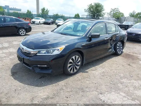 JHMCR6F55HC007267 2017 HONDA ACCORD - Image 2