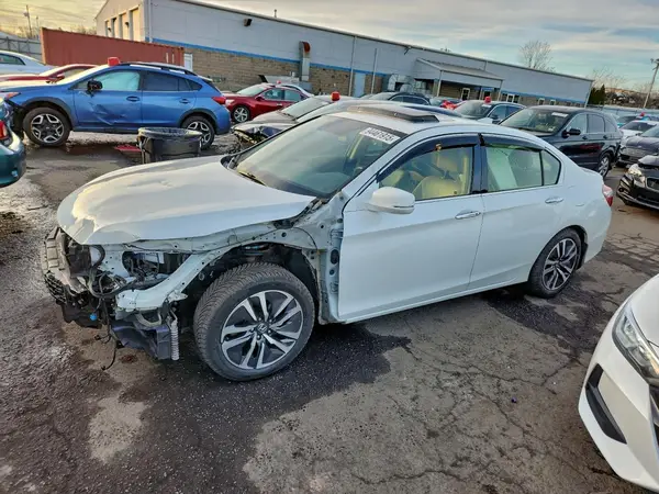 JHMCR6F55HC008578 2017 HONDA ACCORD - Image 1