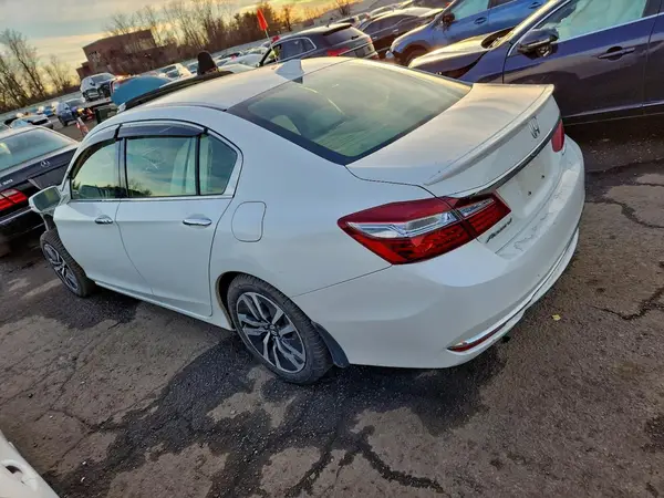 JHMCR6F55HC008578 2017 HONDA ACCORD - Image 2