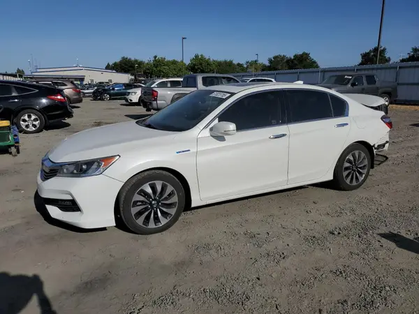 JHMCR6F55HC013604 2017 HONDA ACCORD - Image 1
