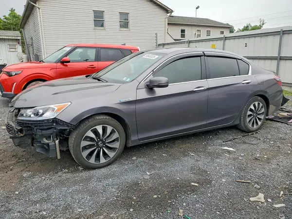 JHMCR6F55HC015840 2017 HONDA ACCORD - Image 1
