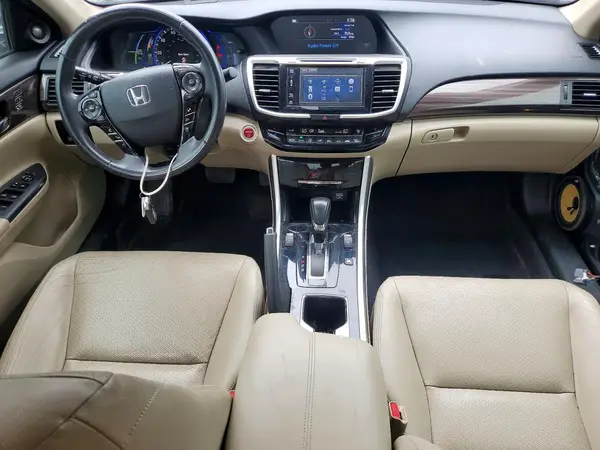 JHMCR6F55HC015840 2017 HONDA ACCORD - Image 8