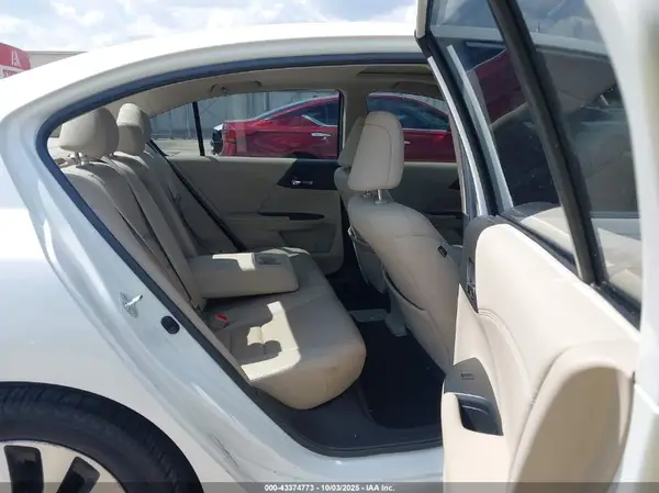 JHMCR6F55HC018723 2017 HONDA ACCORD - Image 8