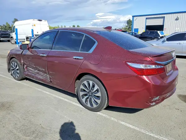 JHMCR6F55HC022867 2017 HONDA ACCORD - Image 2