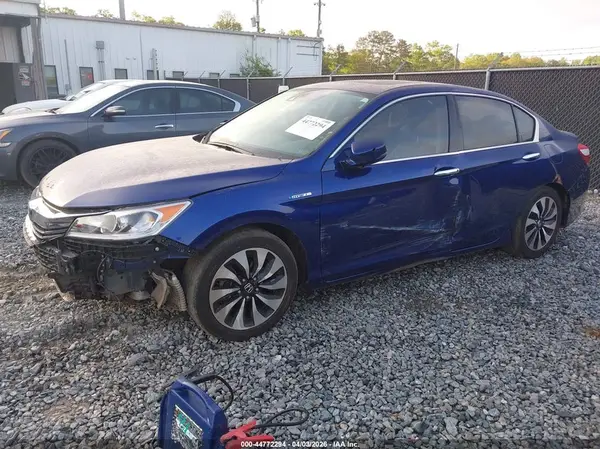 JHMCR6F55HC028989 2017 HONDA ACCORD - Image 2