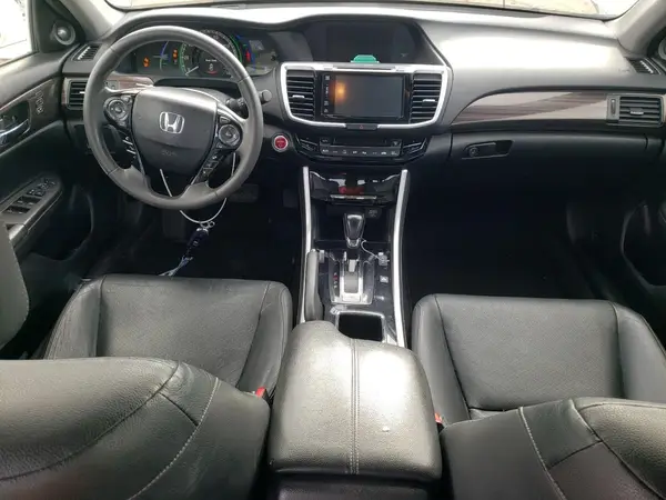JHMCR6F56HC000649 2017 HONDA ACCORD - Image 8