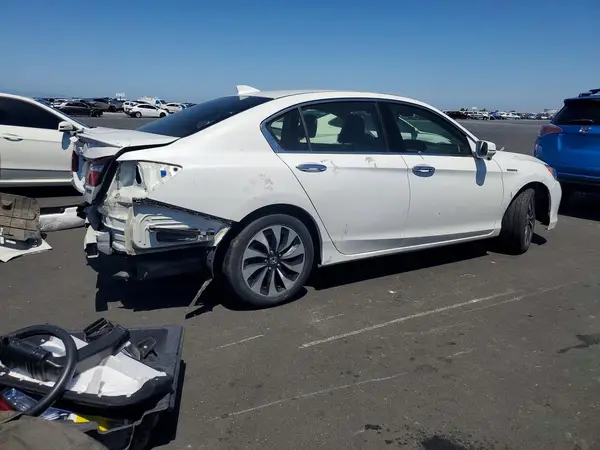 JHMCR6F56HC003910 2017 HONDA ACCORD - Image 2