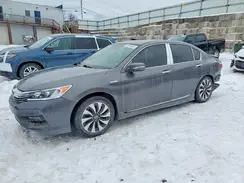 JHMCR6F56HC004894 2017 HONDA ACCORD