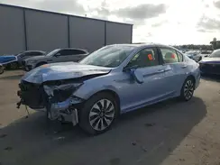 JHMCR6F56HC007858 2017 HONDA ACCORD