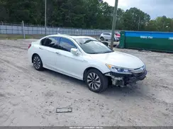 JHMCR6F56HC011456 2017 HONDA ACCORD