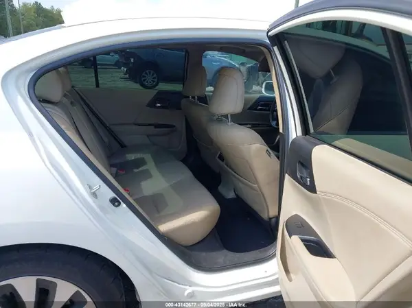JHMCR6F56HC011456 2017 HONDA ACCORD - Image 8