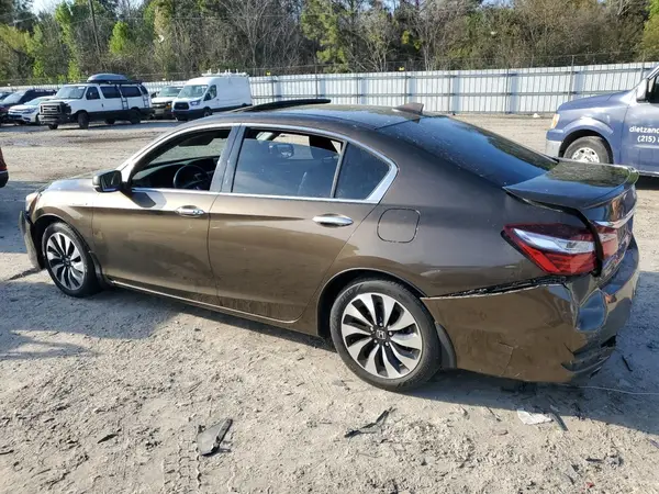 JHMCR6F56HC013112 2017 HONDA ACCORD - Image 2
