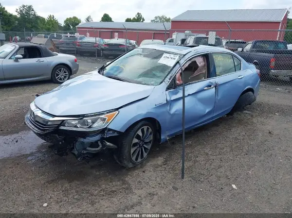 JHMCR6F56HC016625 2017 HONDA ACCORD - Image 2