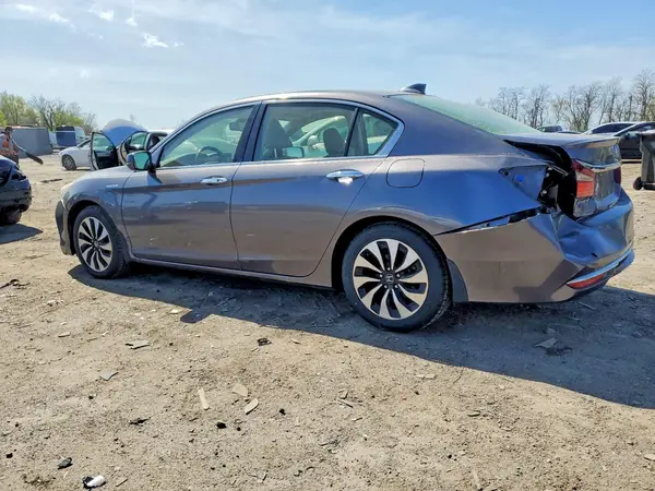 JHMCR6F56HC017631 2017 HONDA ACCORD - Image 2