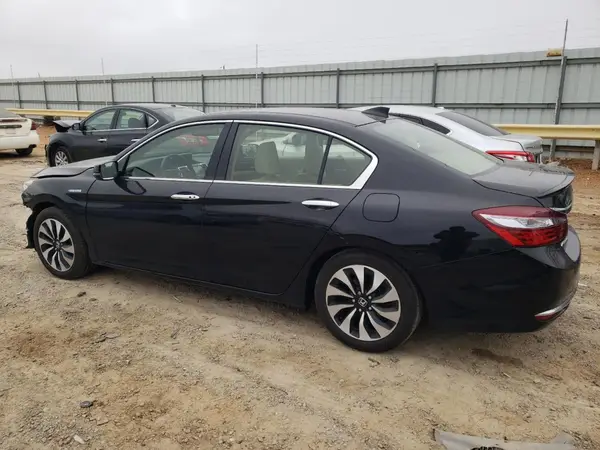 JHMCR6F56HC021467 2017 HONDA ACCORD - Image 2