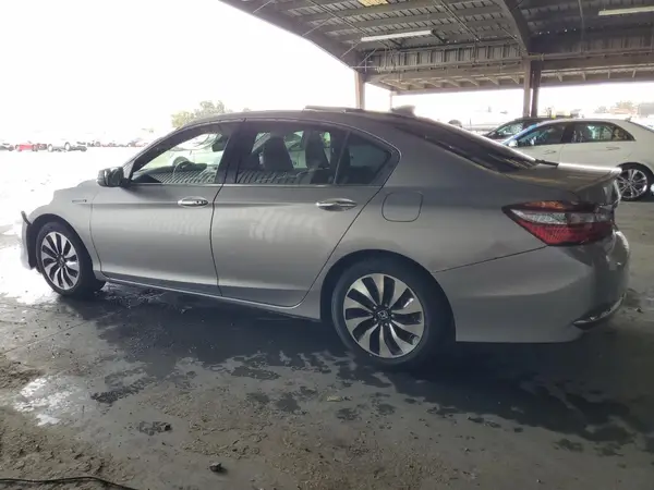 JHMCR6F56HC025082 2017 HONDA ACCORD - Image 2