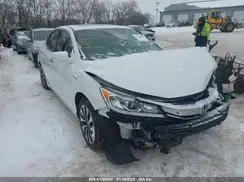 JHMCR6F56HC027009 2017 HONDA ACCORD