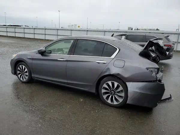 JHMCR6F56HC028502 2017 HONDA ACCORD - Image 2
