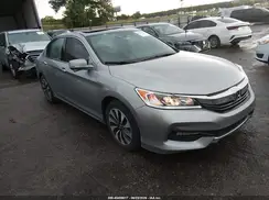 JHMCR6F56HC030184 2017 HONDA ACCORD