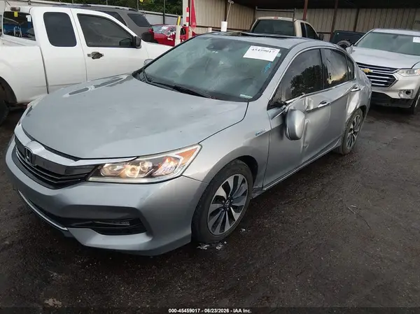 JHMCR6F56HC030184 2017 HONDA ACCORD - Image 2