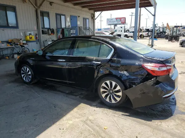 JHMCR6F57HC005438 2017 HONDA ACCORD - Image 2
