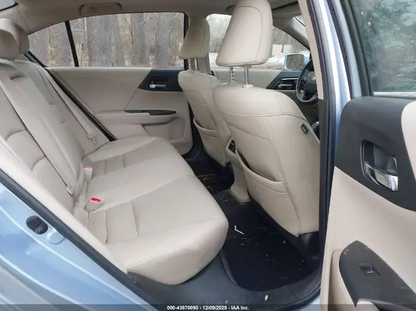 JHMCR6F57HC006556 2017 HONDA ACCORD - Image 8