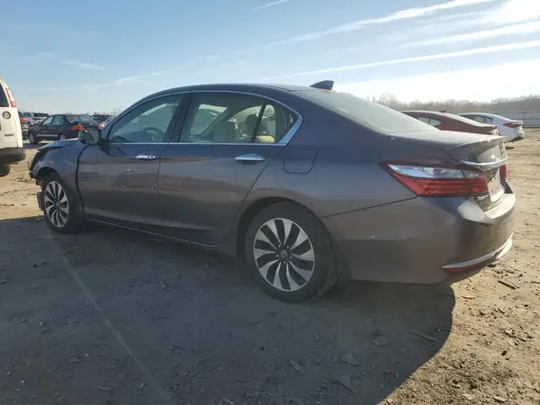 JHMCR6F57HC008002 2017 HONDA ACCORD - Image 2