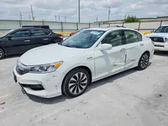 JHMCR6F57HC011479 2017 HONDA ACCORD