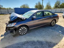 JHMCR6F57HC014513 2017 HONDA ACCORD
