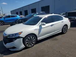 JHMCR6F57HC016309 2017 HONDA ACCORD