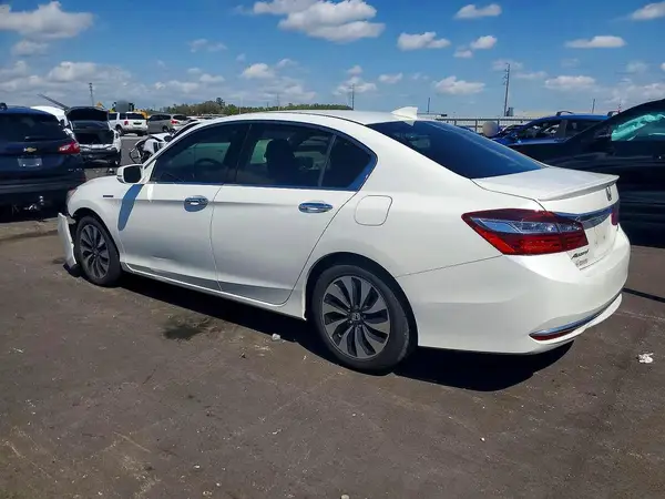 JHMCR6F57HC016309 2017 HONDA ACCORD - Image 2