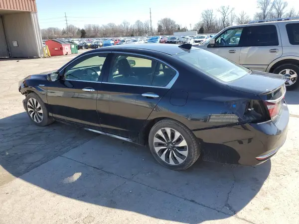 JHMCR6F57HC017363 2017 HONDA ACCORD - Image 2