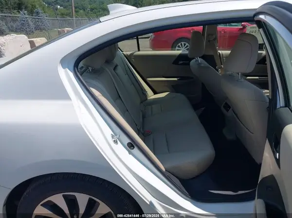 JHMCR6F57HC018724 2017 HONDA ACCORD - Image 8
