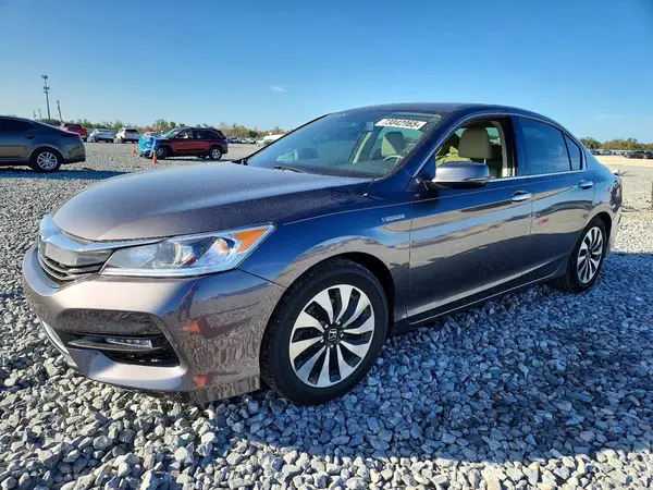 JHMCR6F57HC023289 2017 HONDA ACCORD - Image 1