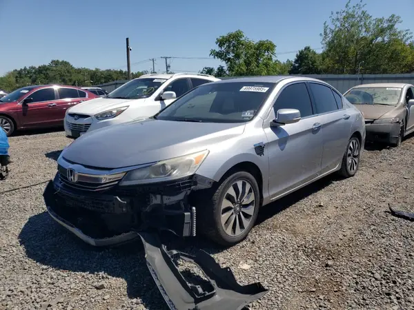 JHMCR6F57HC025060 2017 HONDA ACCORD - Image 1