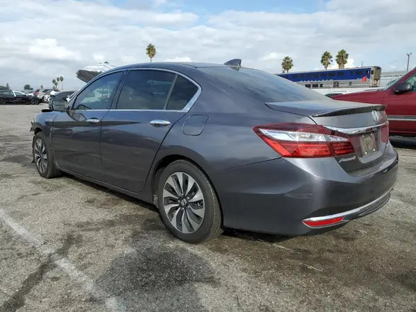 JHMCR6F57HC030131 2017 HONDA ACCORD - Image 2