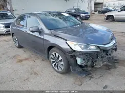 JHMCR6F57HC031487 2017 HONDA ACCORD