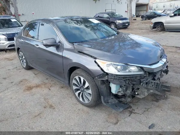 JHMCR6F57HC031487 2017 HONDA ACCORD - Image 1