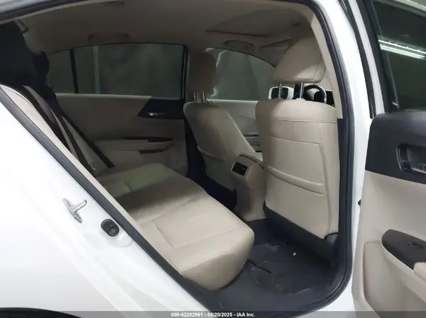 JHMCR6F58HC000975 2017 HONDA ACCORD - Image 8