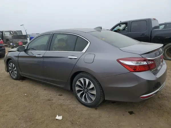 JHMCR6F58HC001477 2017 HONDA ACCORD - Image 2