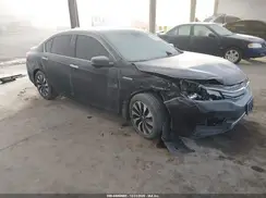 JHMCR6F58HC001933 2017 HONDA ACCORD