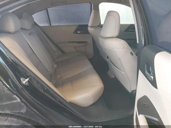 JHMCR6F58HC001933 2017 HONDA ACCORD - Image 8