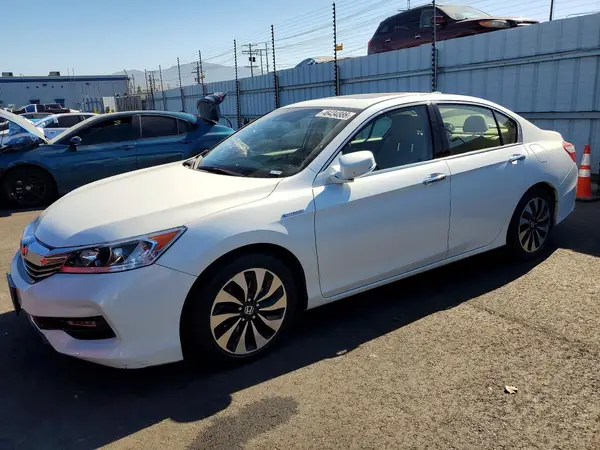JHMCR6F58HC004766 2017 HONDA ACCORD - Image 1